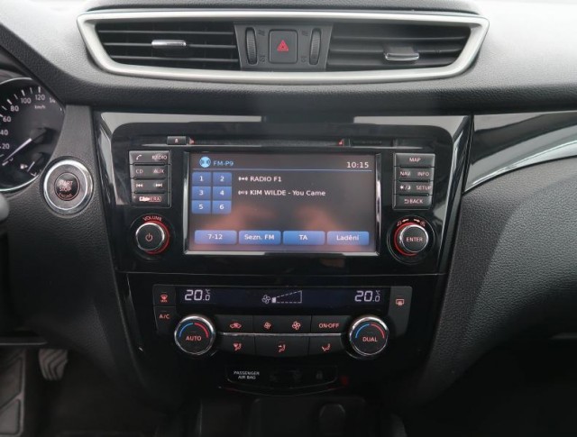 Nissan Qashqai  1.2 DIG-T 