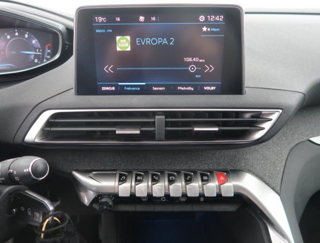 Peugeot 5008  1.6 THP 