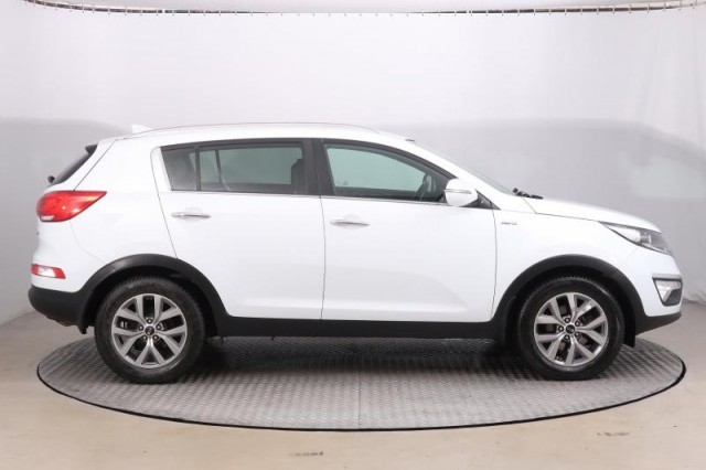 Kia Sportage  2.0 CRDi 
