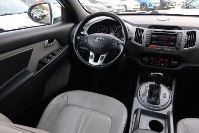 Kia Sportage  2.0 CRDi 