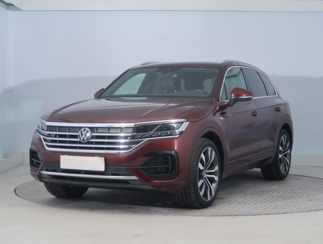 Volkswagen Touareg  3.0 TDI R-Line
