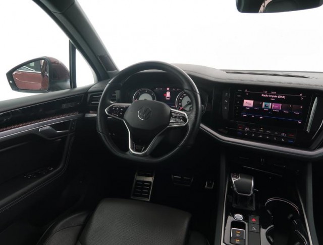 Volkswagen Touareg  3.0 TDI R-Line
