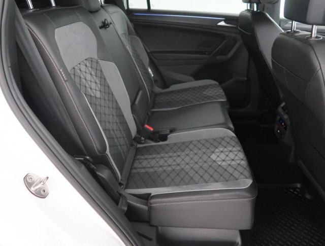 Volkswagen Tiguan  2.0 TDI R-Line