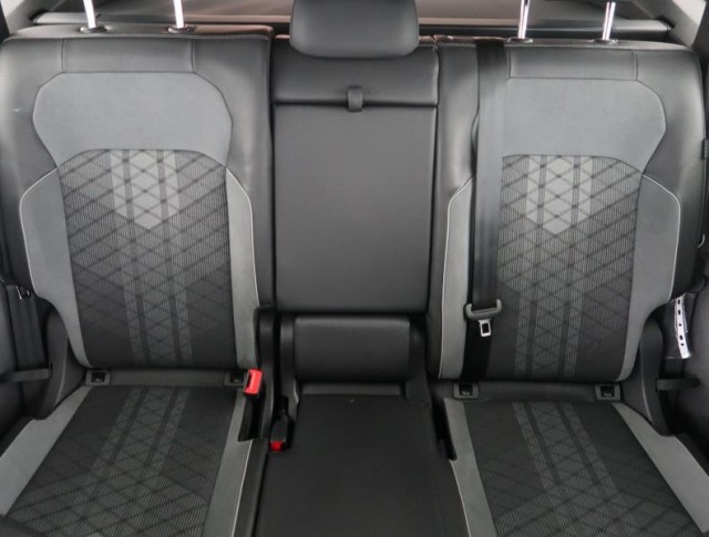 Volkswagen Tiguan  2.0 TDI R-Line