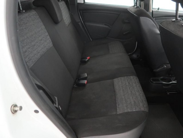 Dacia Duster  1.6 16V 