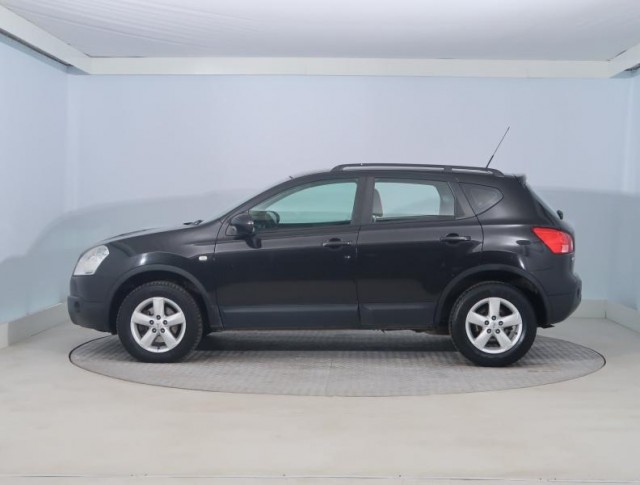 Nissan Qashqai  1.6 