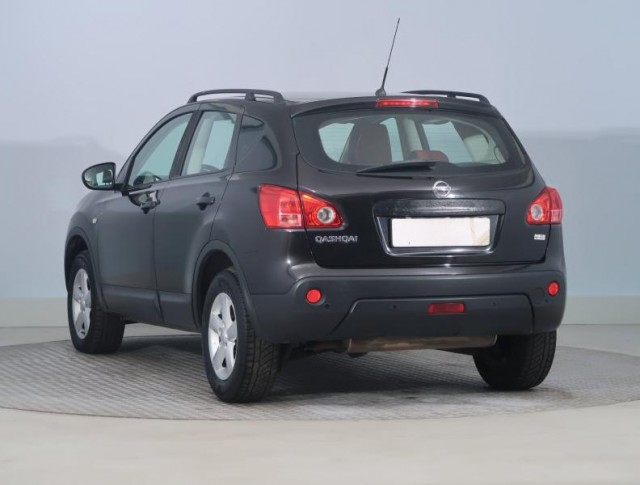 Nissan Qashqai  1.6 