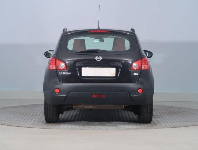 Nissan Qashqai  1.6 