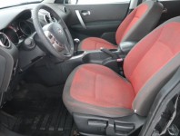 Nissan Qashqai  1.6 