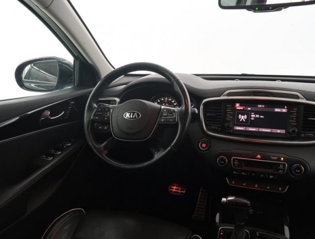 Kia Sorento  2.2 CRDi 