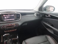 Kia Sorento  2.2 CRDi 