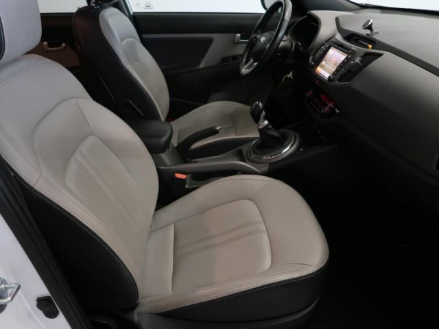 Kia Sportage  1.7 CRDi 