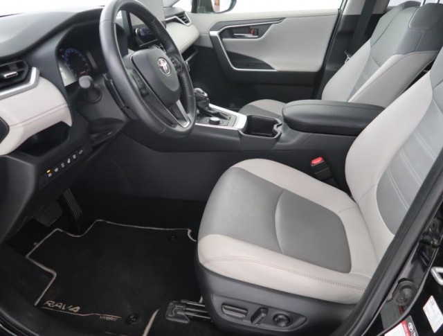 Toyota RAV 4  2.5 Hybrid 