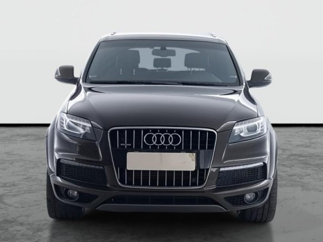Audi Q7  3.0 TDI 