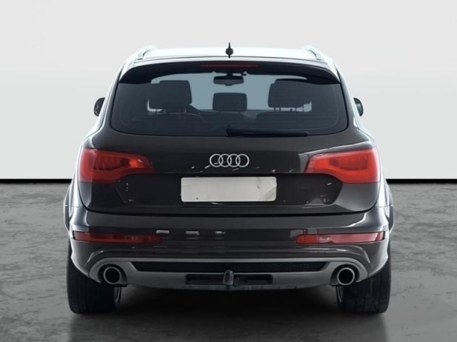 Audi Q7  3.0 TDI 