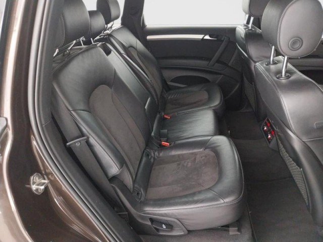 Audi Q7  3.0 TDI 