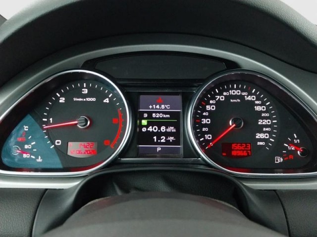 Audi Q7  3.0 TDI 