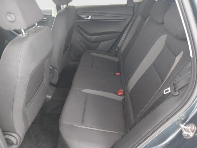 Škoda Karoq  1.0 TSI Active Plus