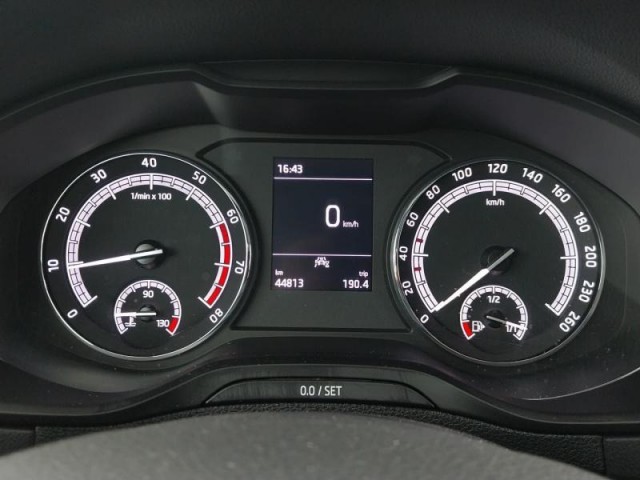 Škoda Karoq  1.0 TSI Active Plus