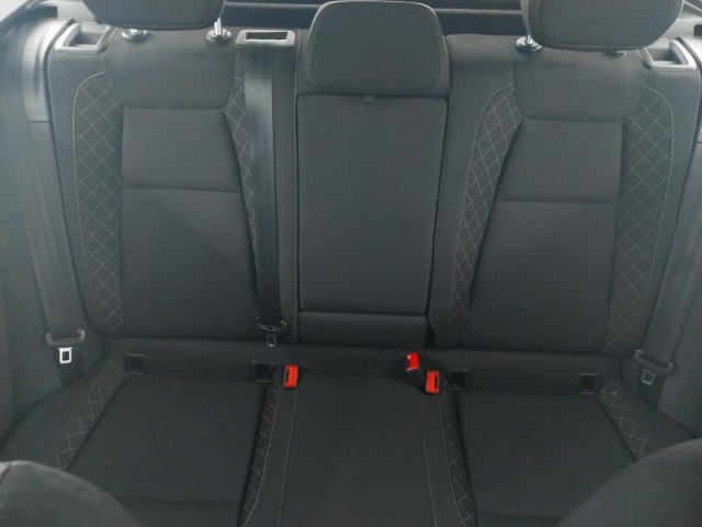 Škoda Karoq  1.6 TDI Ambition