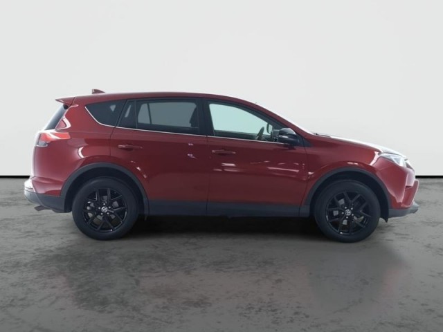 Toyota RAV 4  2.0 VVT-i Business