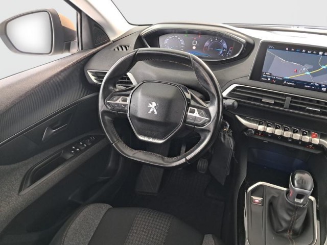 Peugeot 5008  PureTech 130 Active