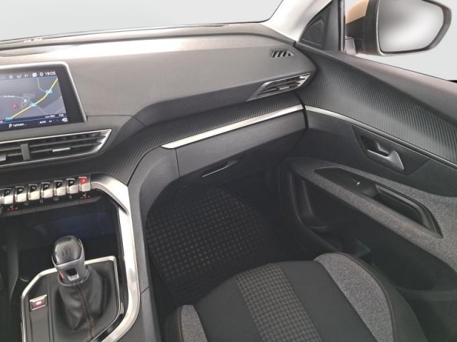 Peugeot 5008  PureTech 130 Active