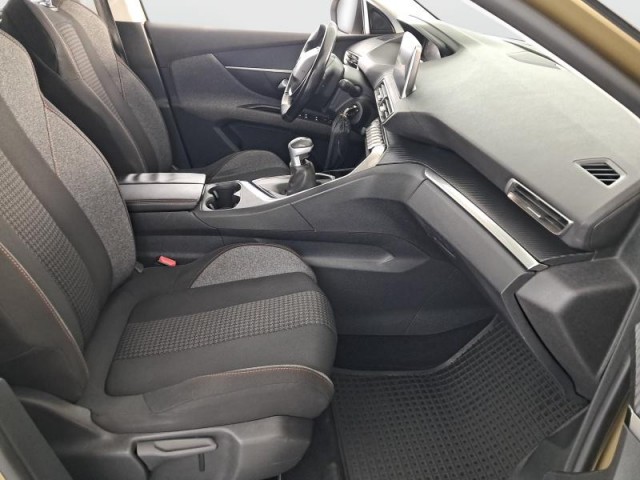 Peugeot 5008  PureTech 130 Active