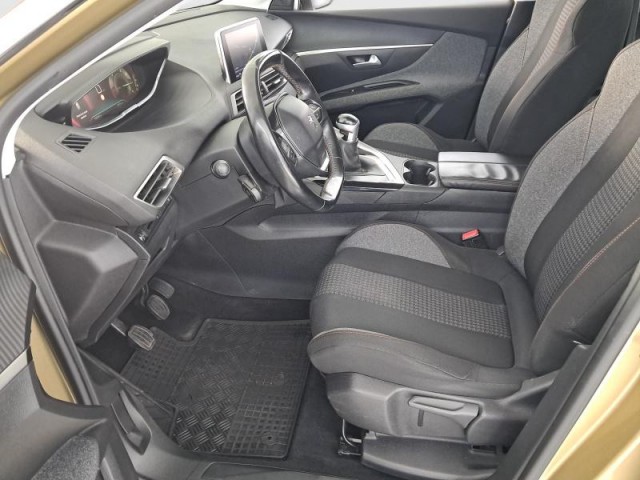 Peugeot 5008  PureTech 130 Active