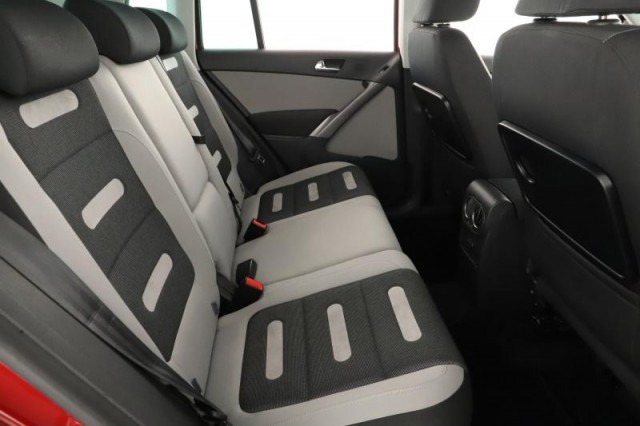 Volkswagen Tiguan  2.0 TDI 