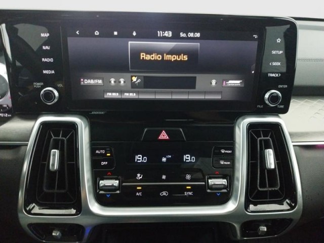 Kia Sorento  2.2 CRDi 