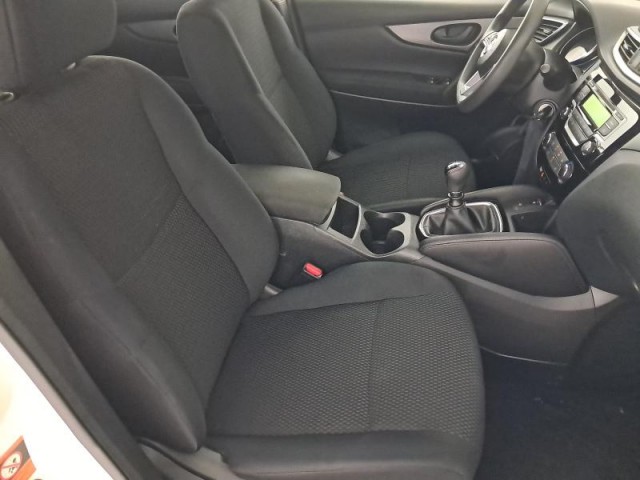 Nissan Qashqai  1.2 DIG-T 