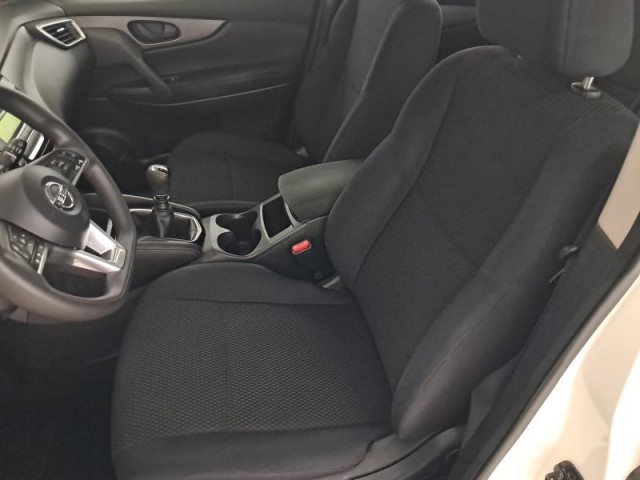Nissan Qashqai  1.2 DIG-T 