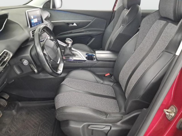 Peugeot 3008  1.2 PureTech 