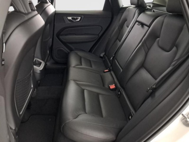 Volvo XC60  B4 AWD Momentum