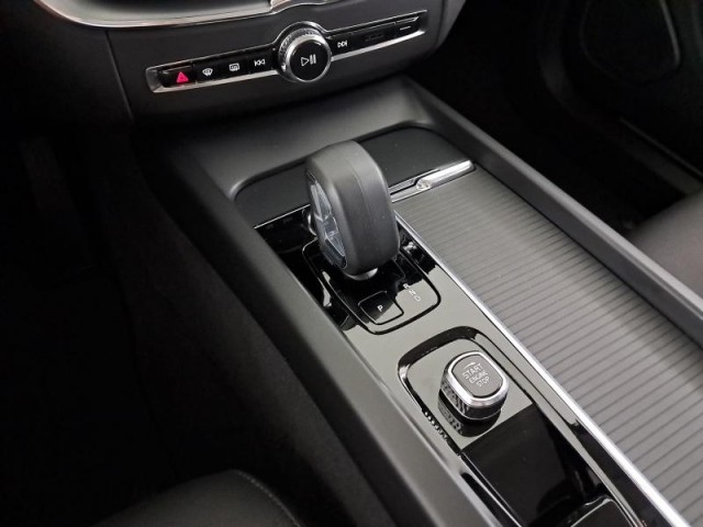 Volvo XC60  B4 AWD Momentum
