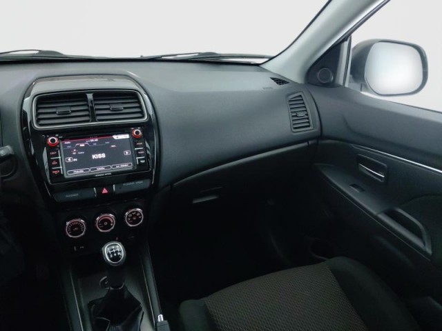 Mitsubishi ASX  1.6 MIVEC 