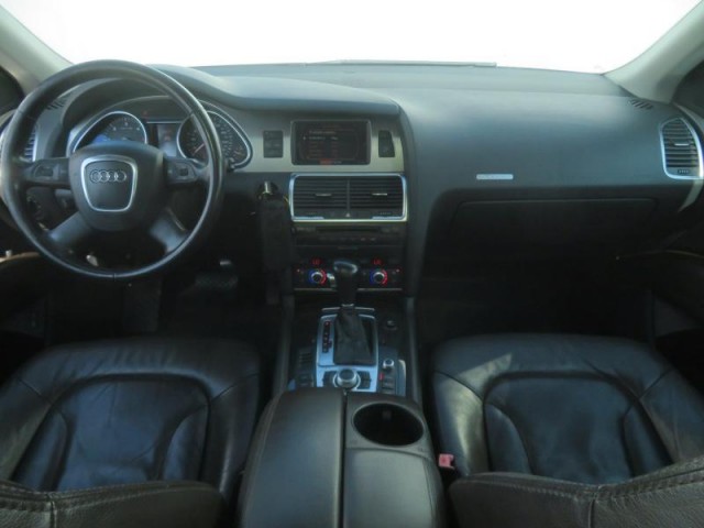 Audi Q7  3.0 TDI 