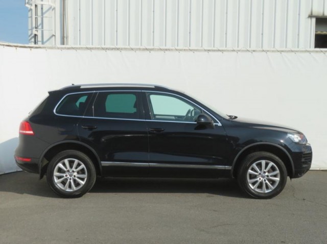 Volkswagen Touareg  3.0 TDI 