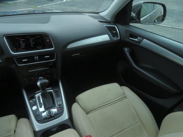 Audi Q5  2.0 TDI 