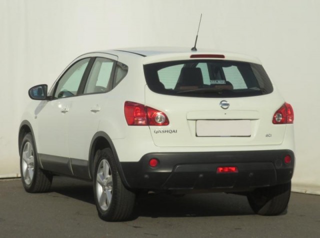 Nissan Qashqai  2.0 dCi 