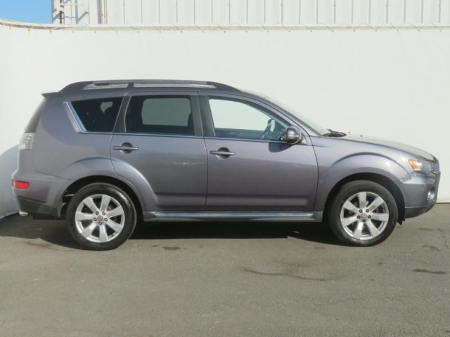 Mitsubishi Outlander  2.2 DI-D 