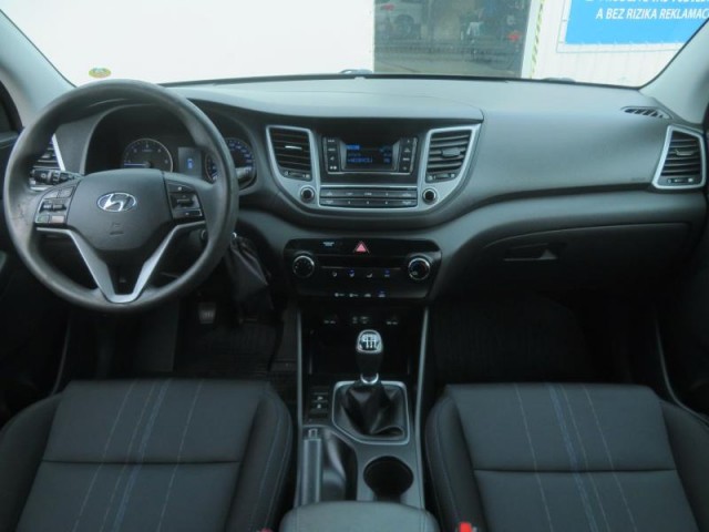 Hyundai Tucson  2.0 CRDi 