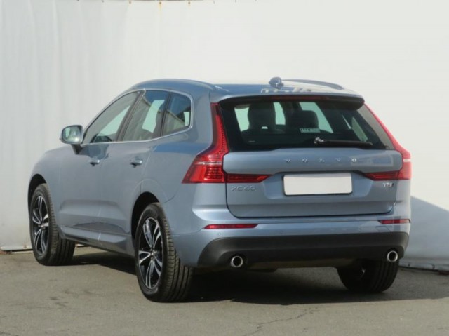 Volvo XC60  T5 AWD Momentum