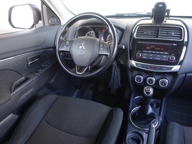 Mitsubishi ASX  1.6 MIVEC 