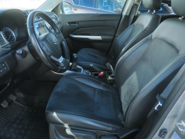 Suzuki Vitara  1.6 VVT Elegance