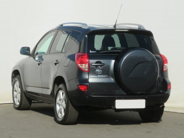 Toyota RAV 4  2.0 VVT-i 