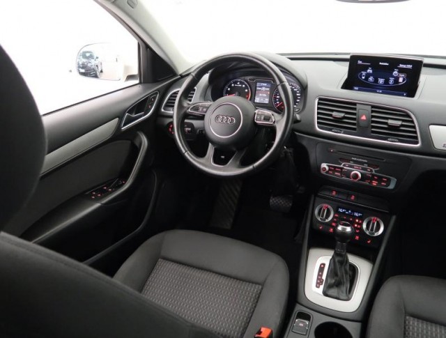 Audi Q3  2.0 TFSI 