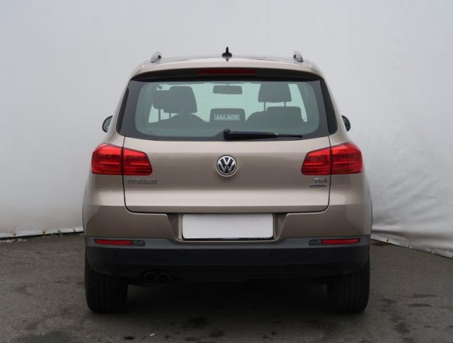 Volkswagen Tiguan  2.0 TDI 