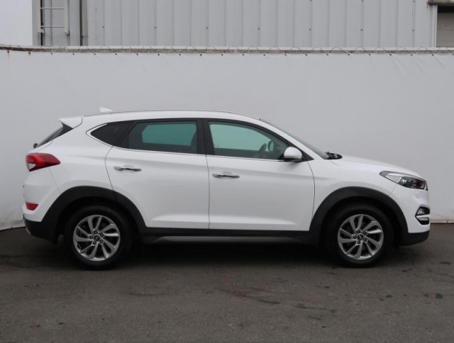 Hyundai Tucson  2.0 CRDi Style